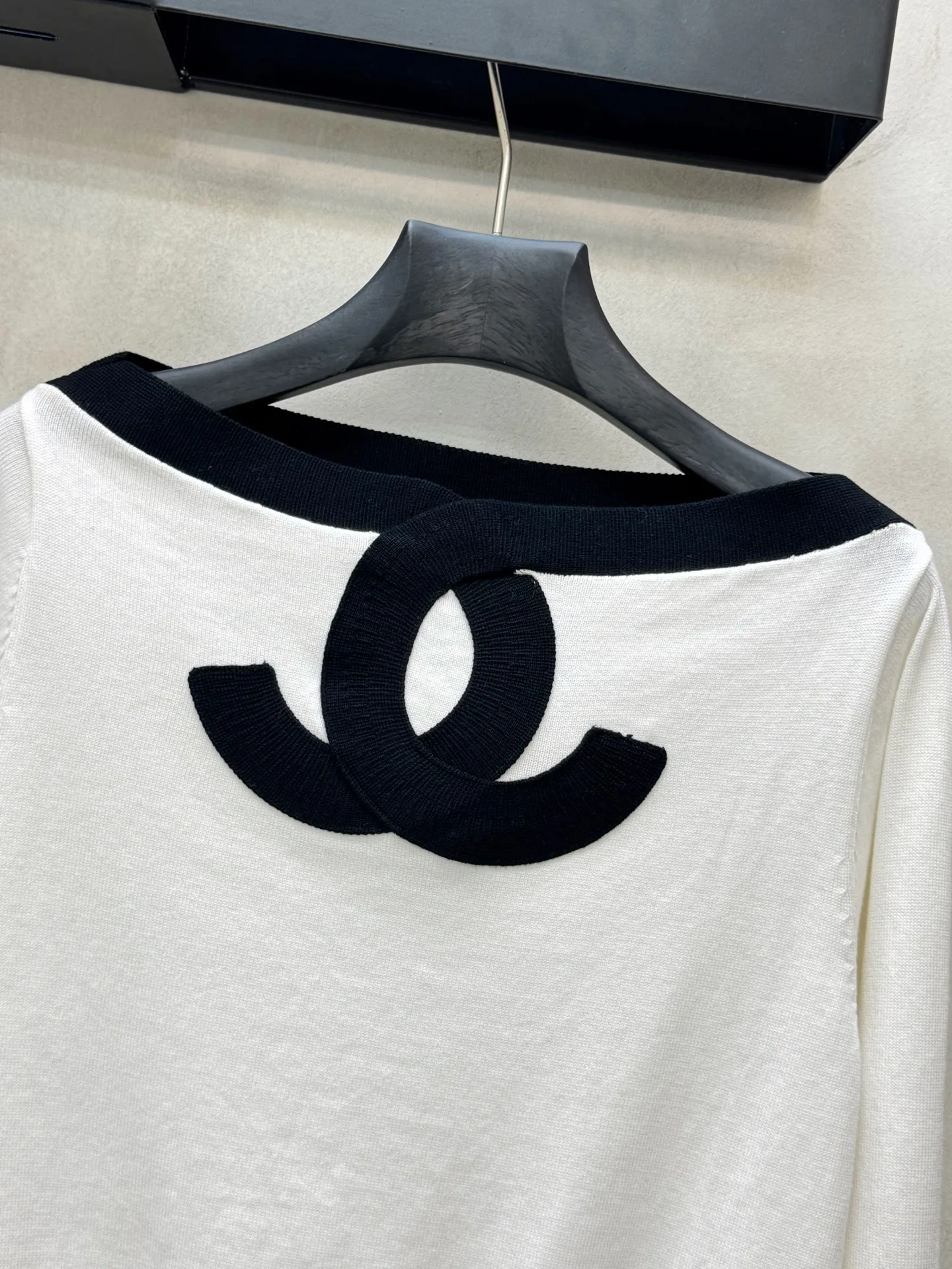 Women's Jumpers And Sweaters CHANEL 18130962