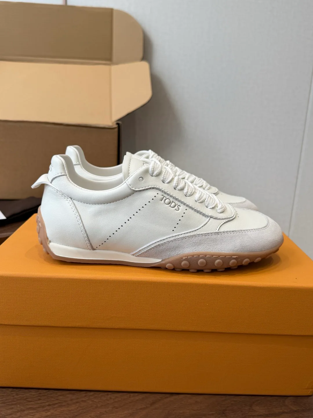 Кроссовки Женские Tod's 18687233