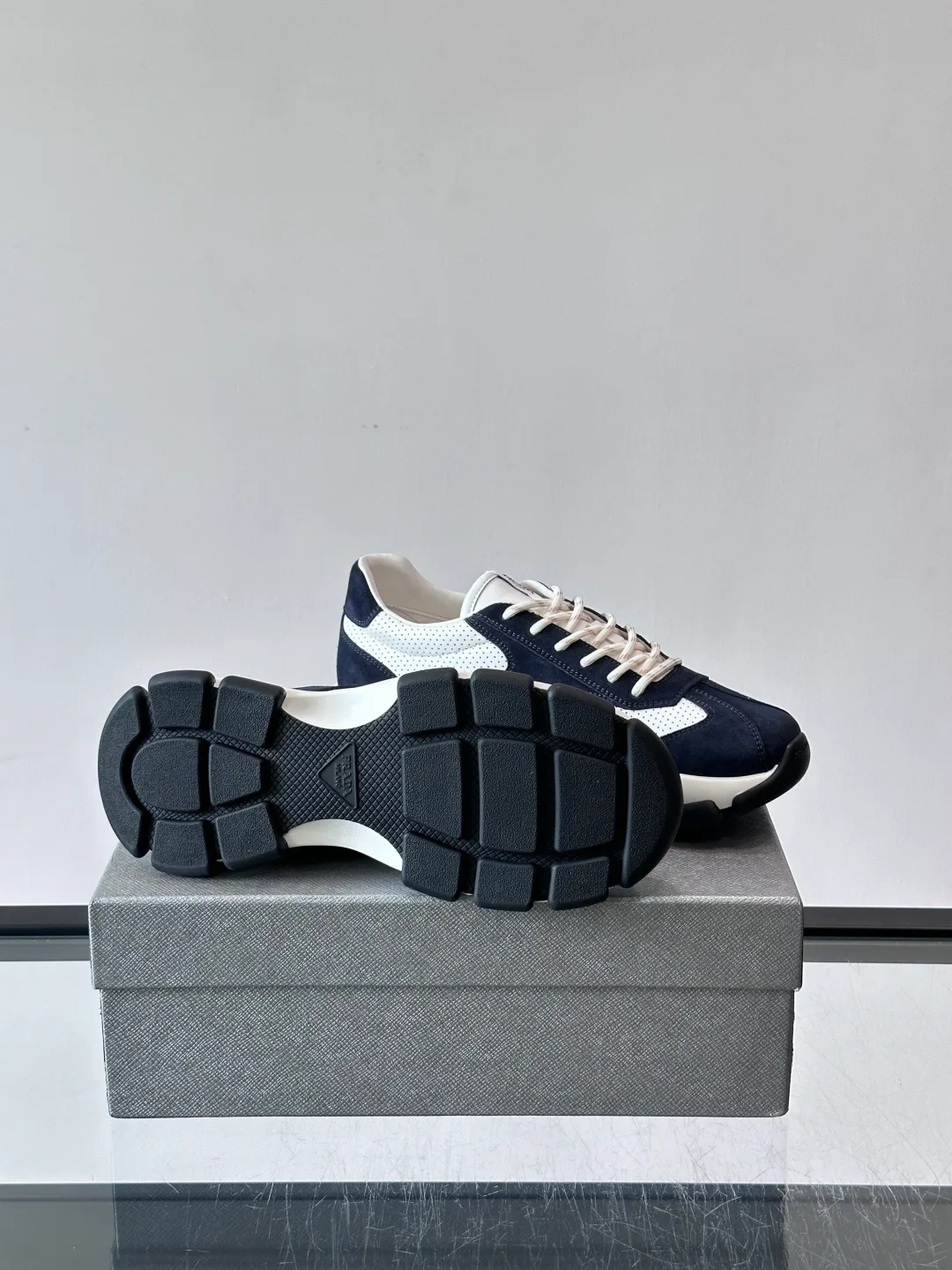 Men's Sneakers PRADA 17349536