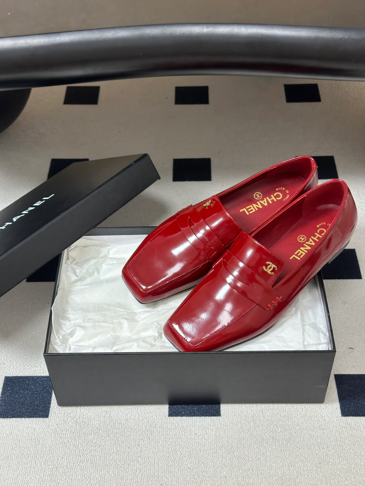 Women's Loafers And Moccasins CHANEL 18049695