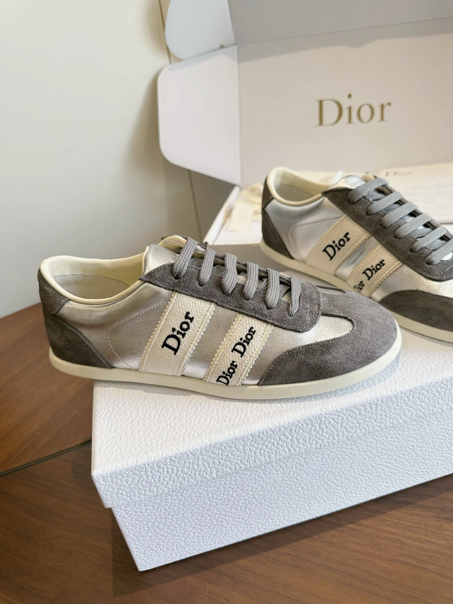 Women's Sneakers CHRISTIAN DIOR 18443950