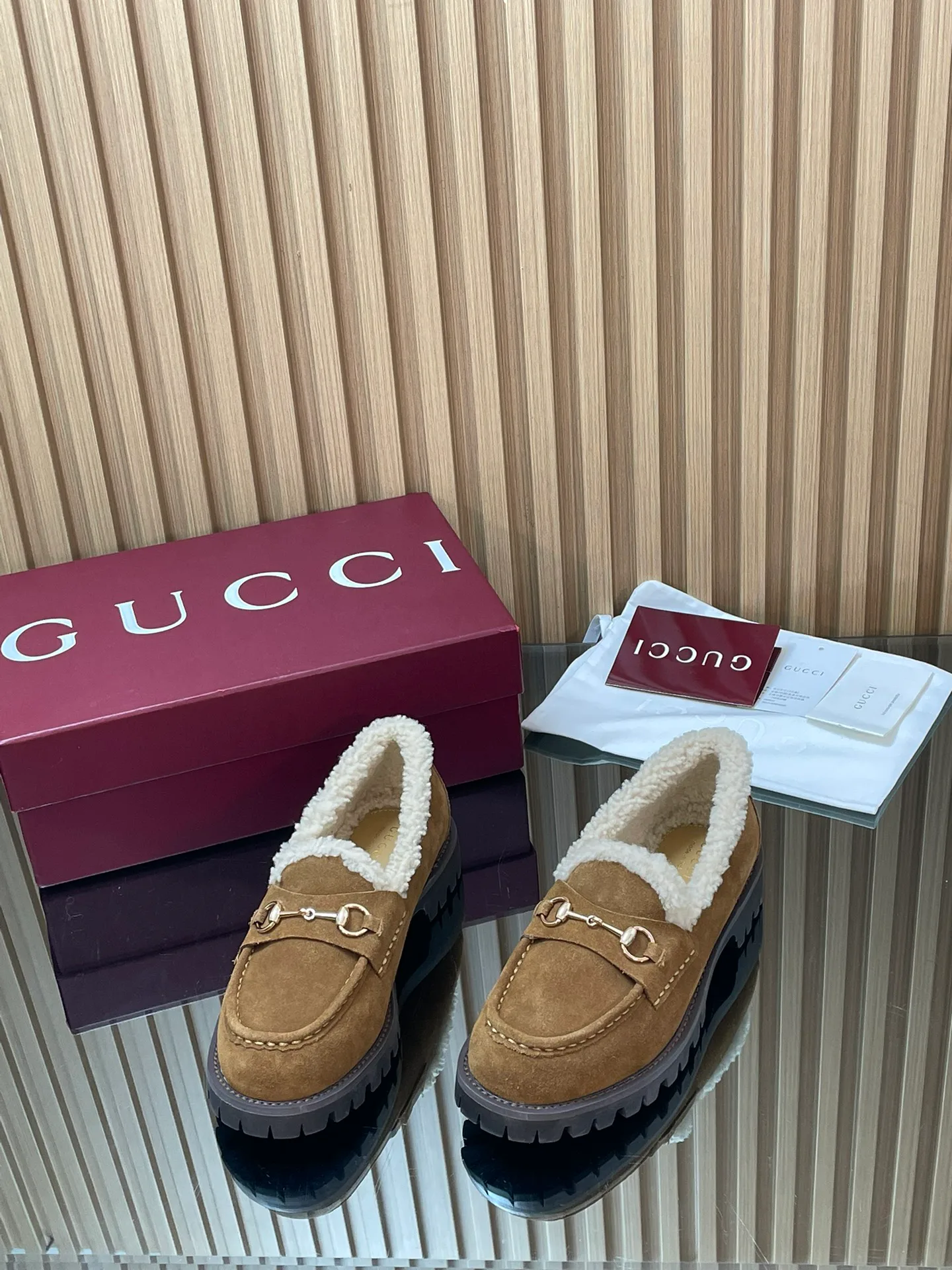 Women's Loafers And Moccasins GUCCI 18187056
