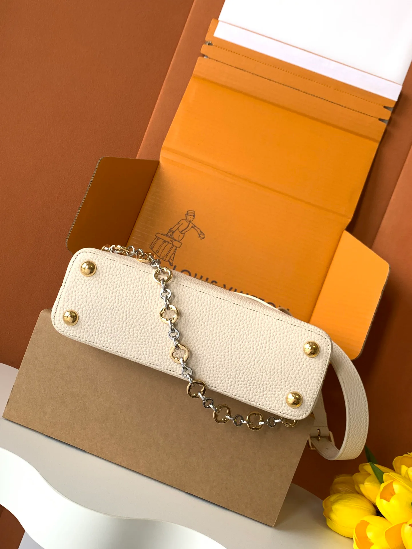 Women's Classic Handbags LOUIS VUITTON 18520867