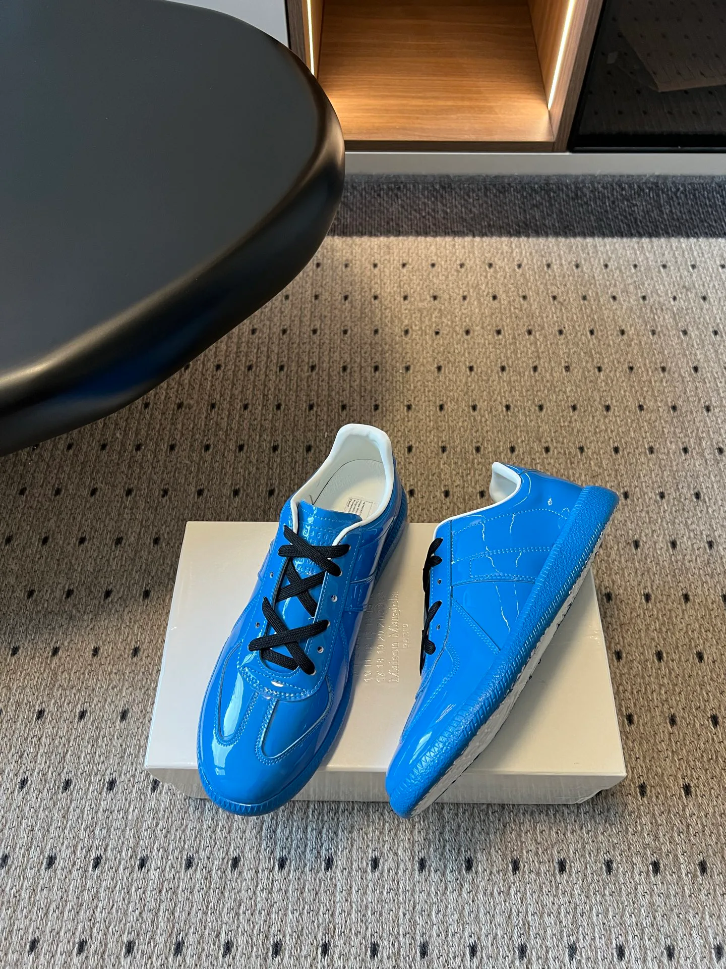 Women's Sneakers MAISON MARGIELA 17419510