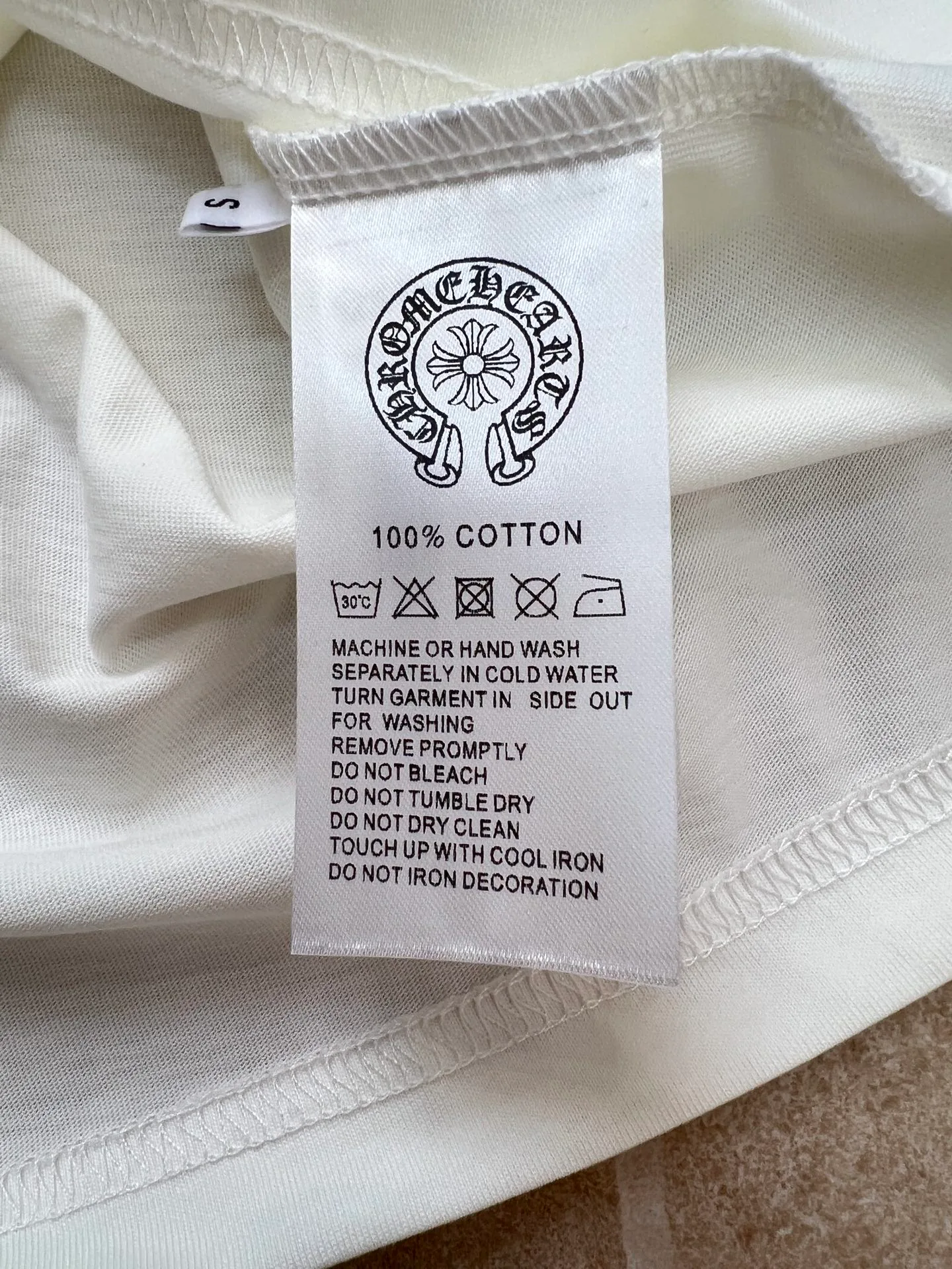 Women's T-Shirts CHROME HEARTS 17571162