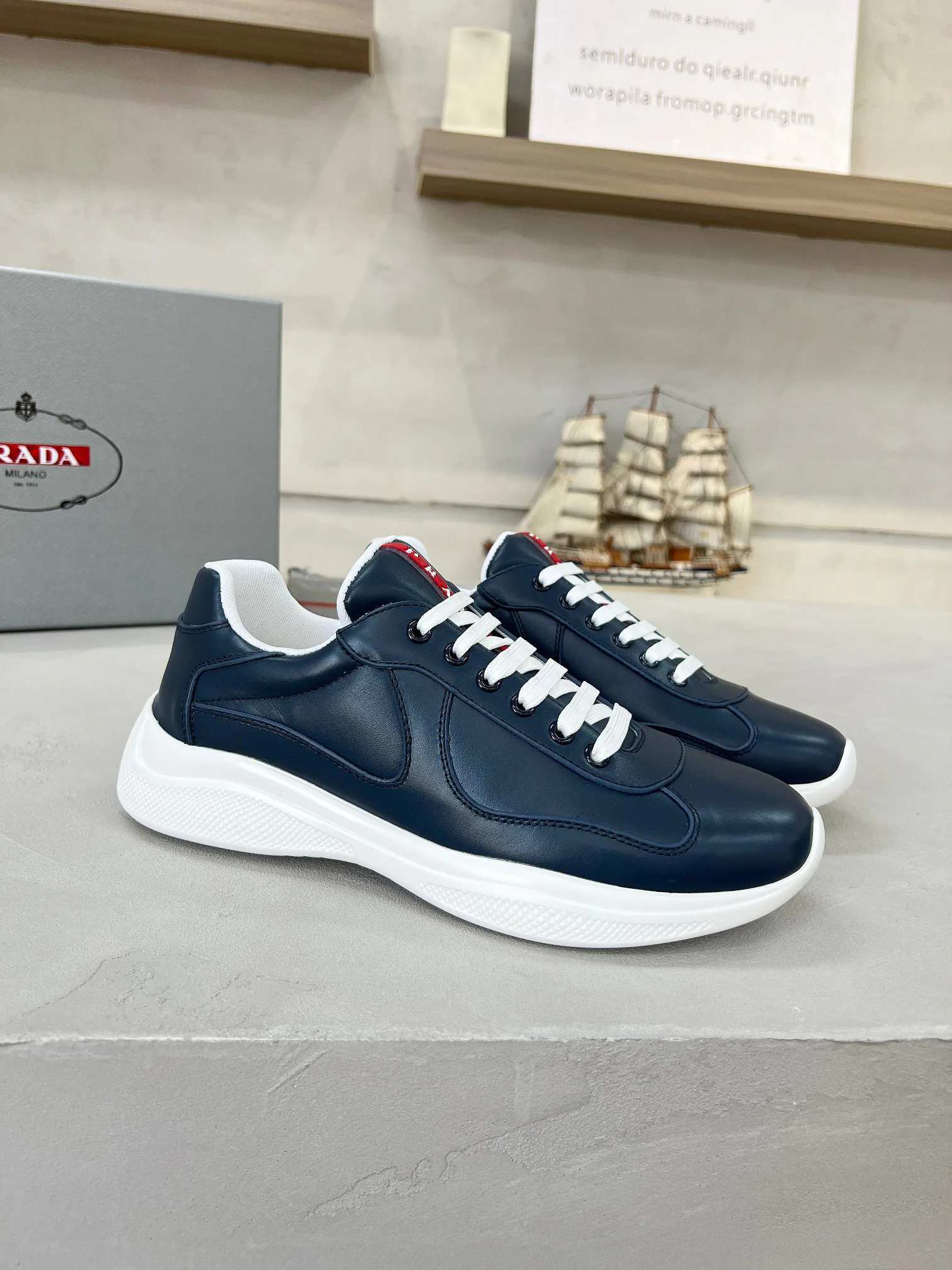 Men's Sneakers PRADA 17704051