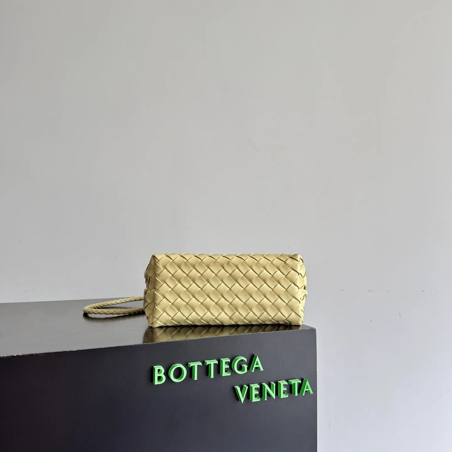 Women's Classic Handbags BOTTEGA VENETA 17125494