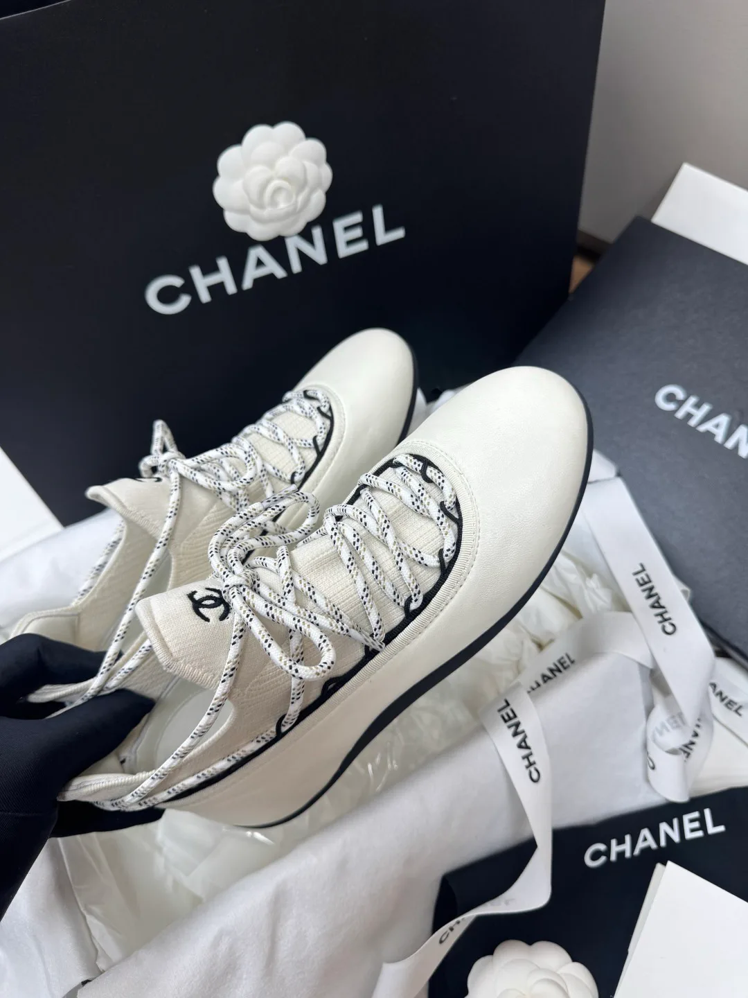 Women's Sneakers CHANEL 17736332