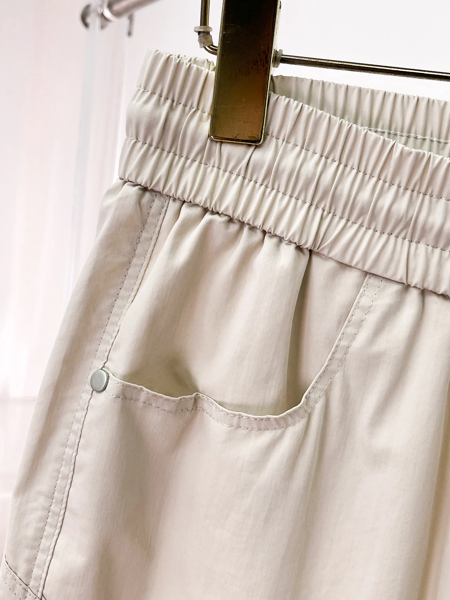 Men's Trousers GIVENCHY 18399316