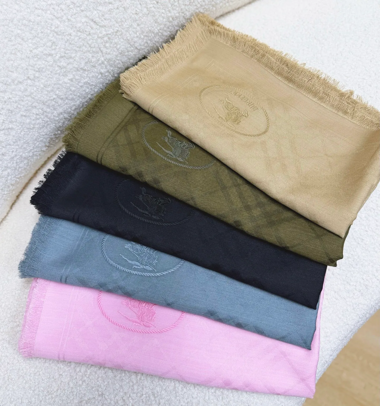 Scarves BURBERRY 18003263
