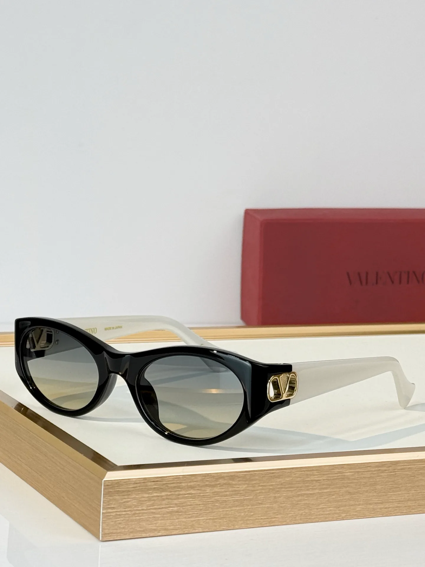 Glasses VALENTINO 18118131