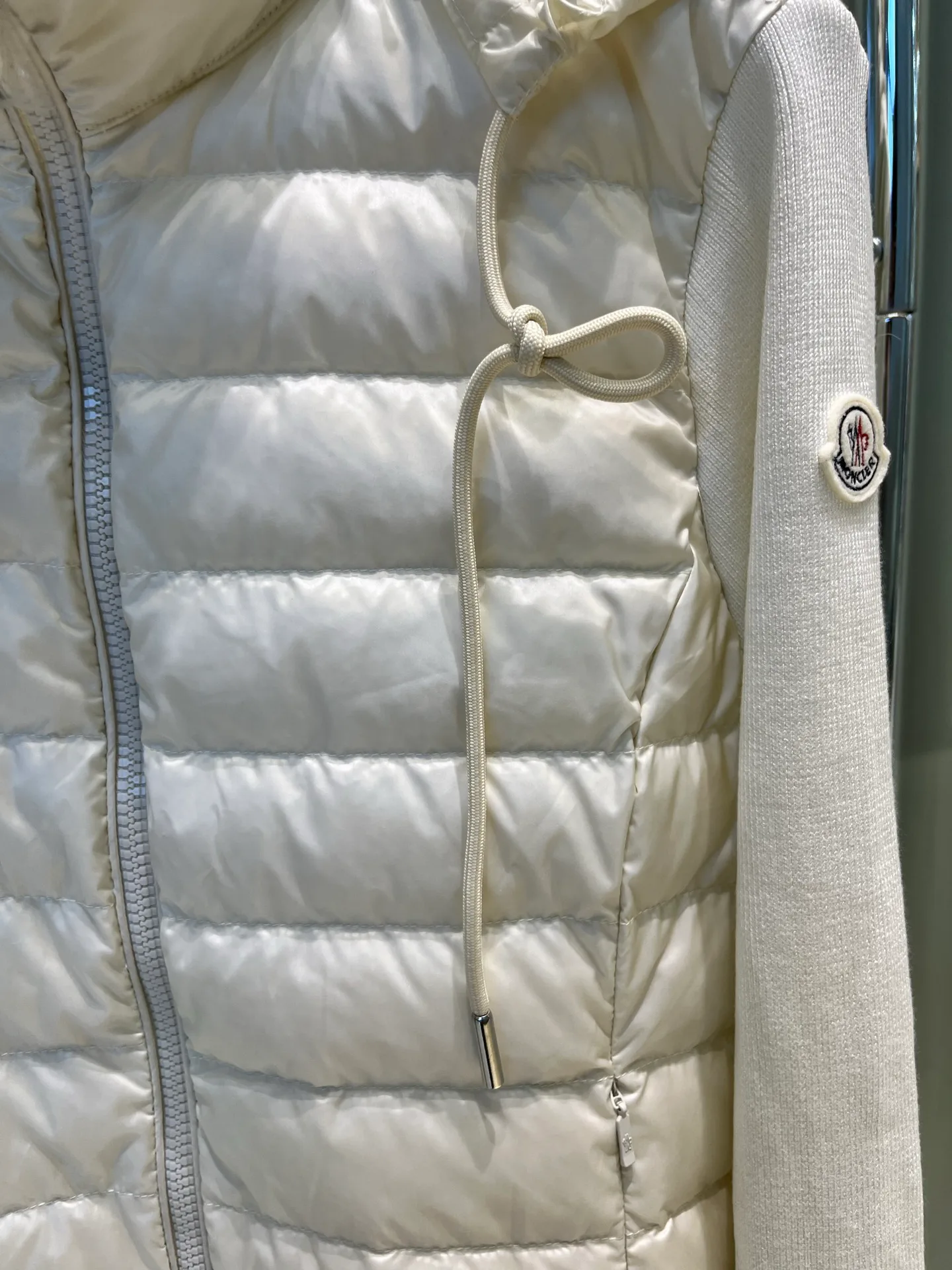Women's Jackets And Down Jackets MONCLER 18204180