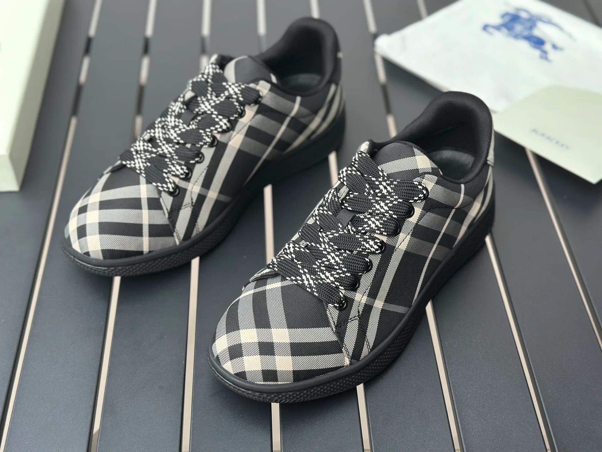 Men's Sneakers BURBERRY 17420357