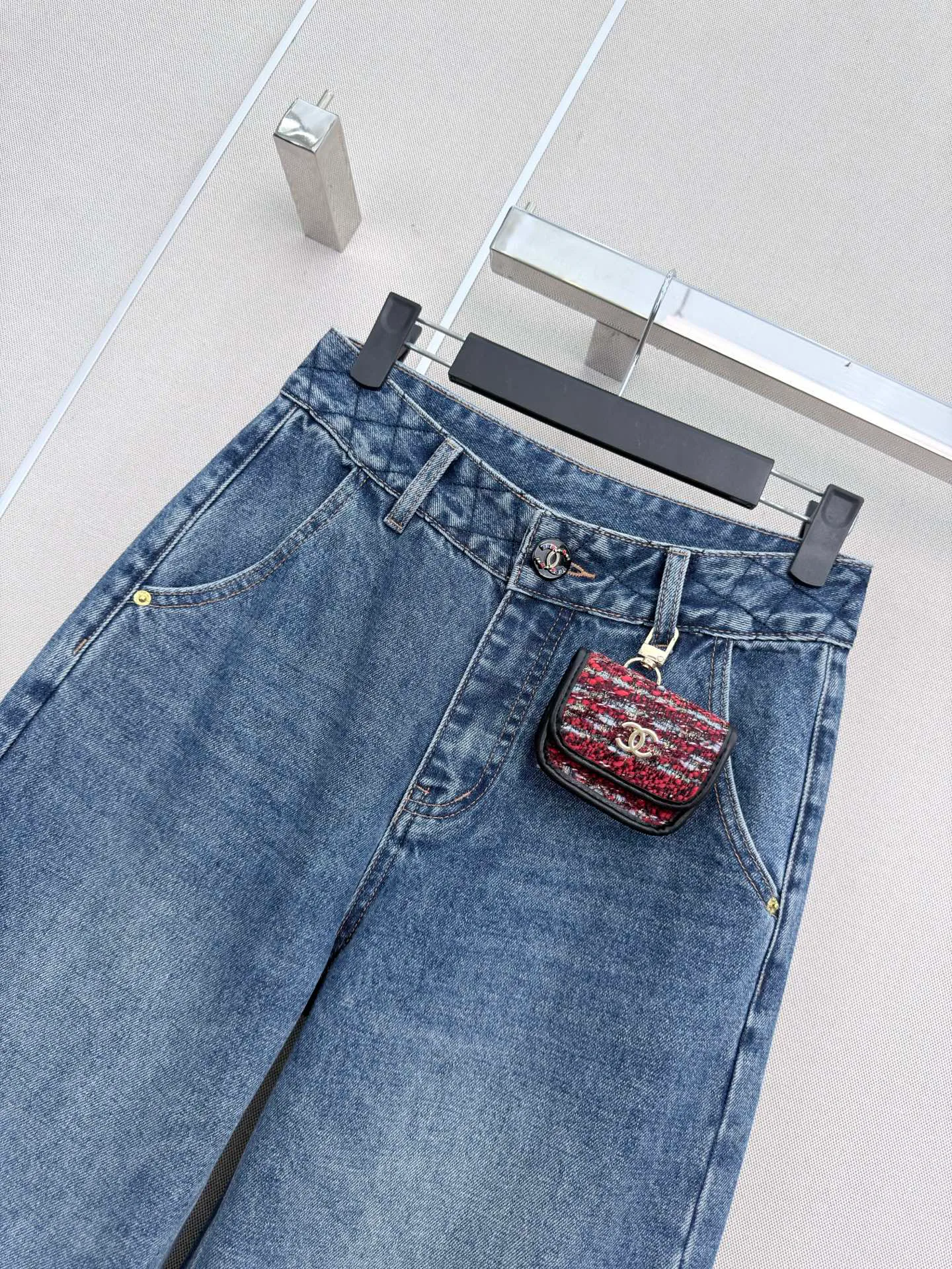 Women's Jeans CHANEL 18498525