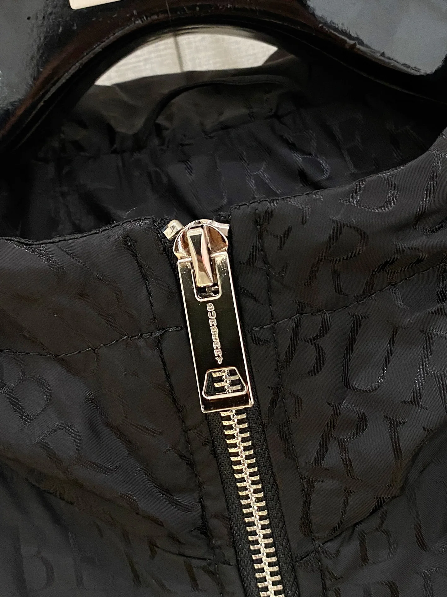 Men's Jackets And Down Jackets BURBERRY 18272988
