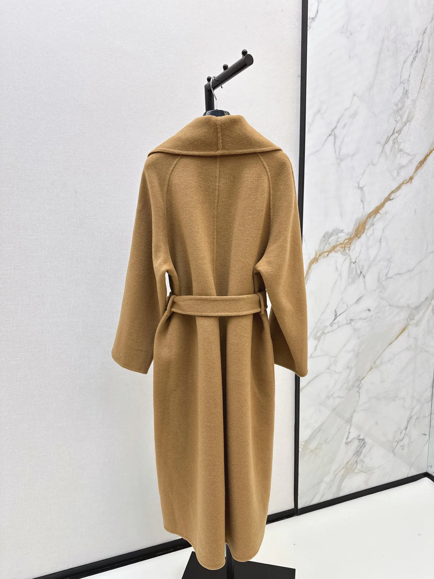 Women's Coats FENDI 18253116