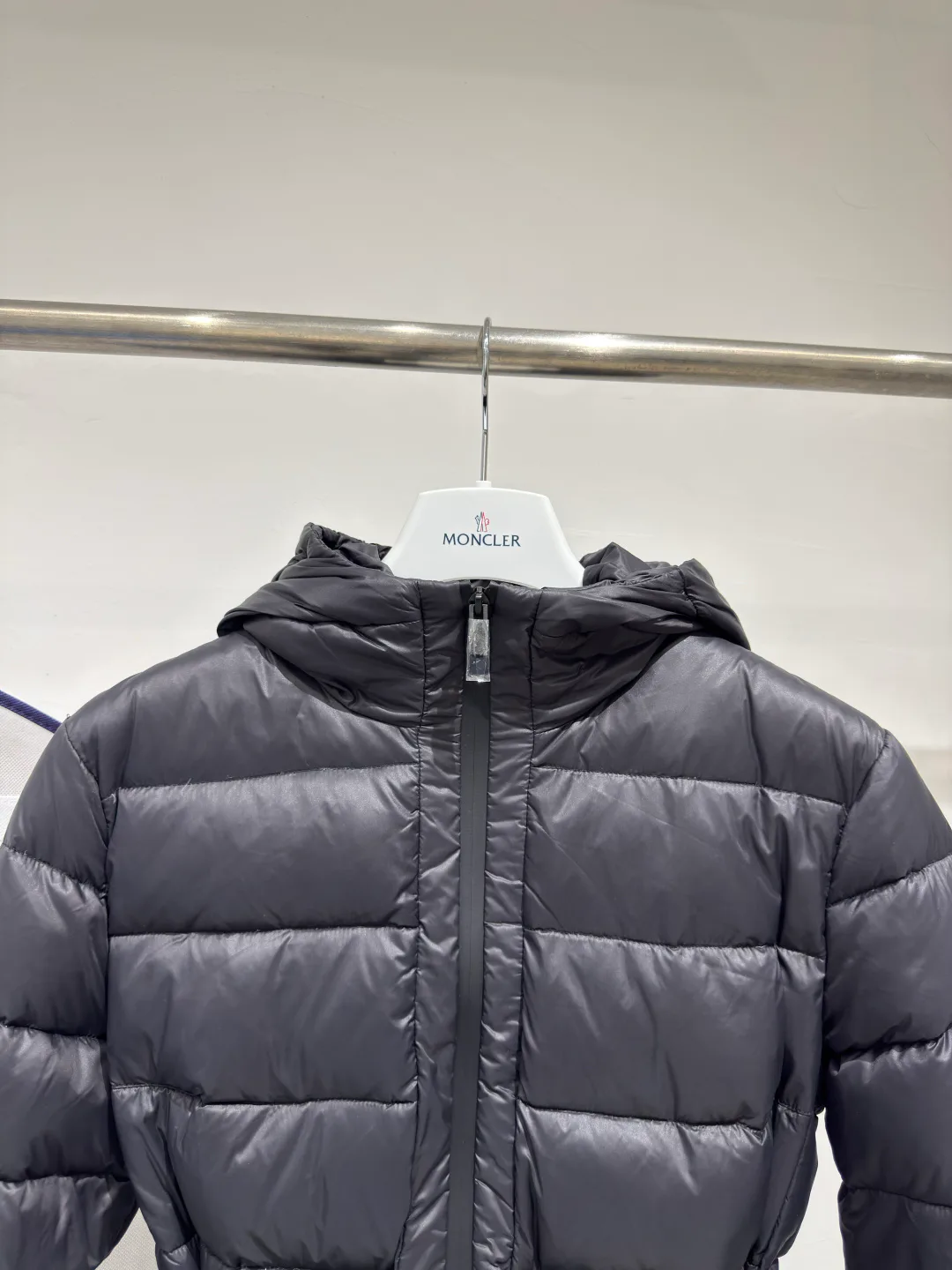 Куртки И Пуховики Мужские Moncler 18683855
