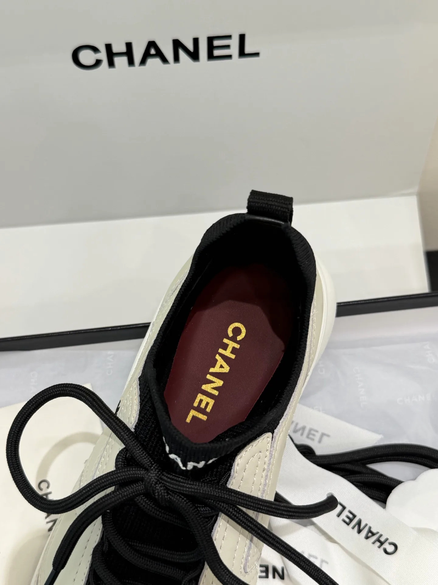 Women's Sneakers CHANEL 17464740