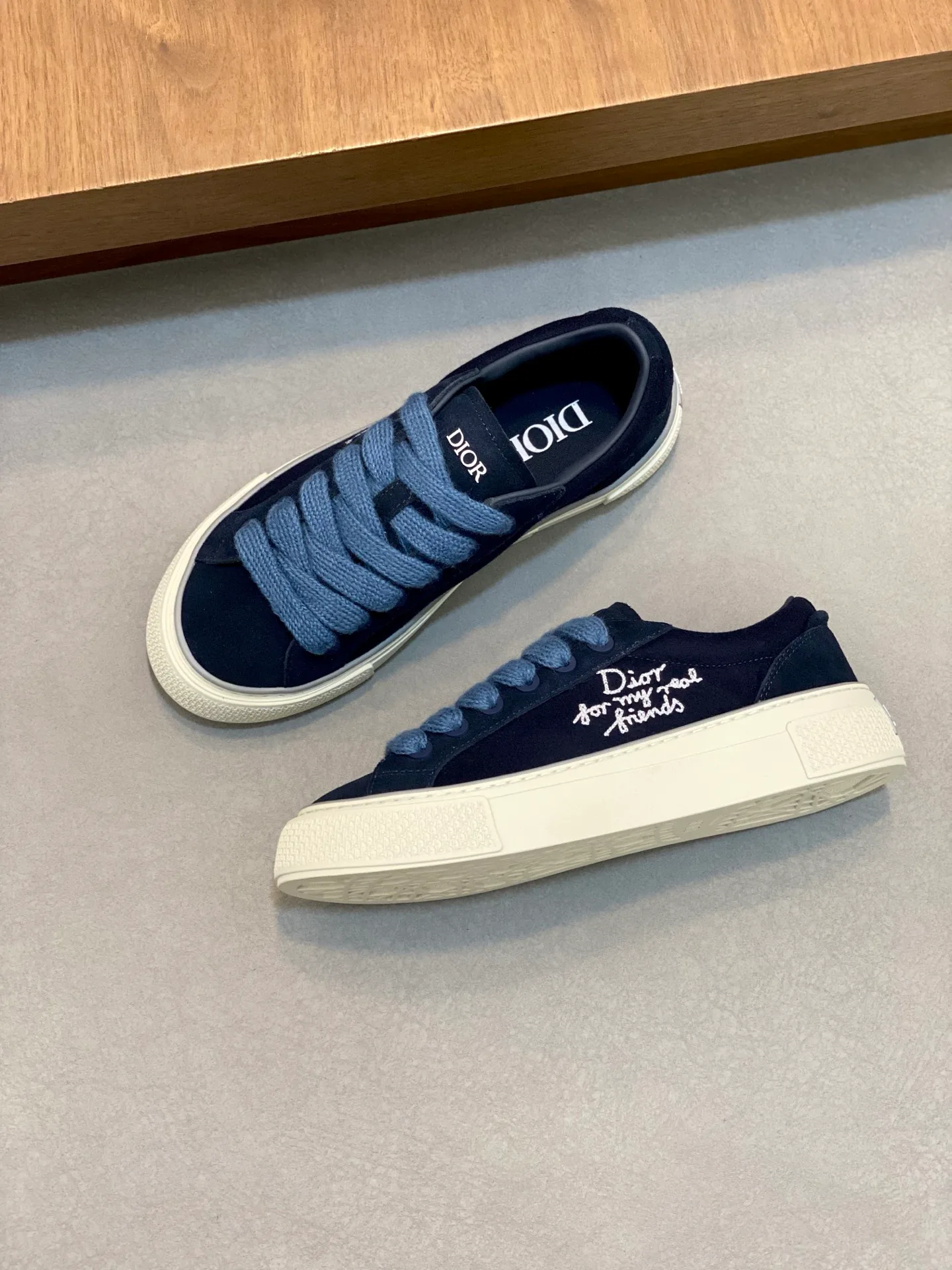 Women's Sneakers CHRISTIAN DIOR 17934211