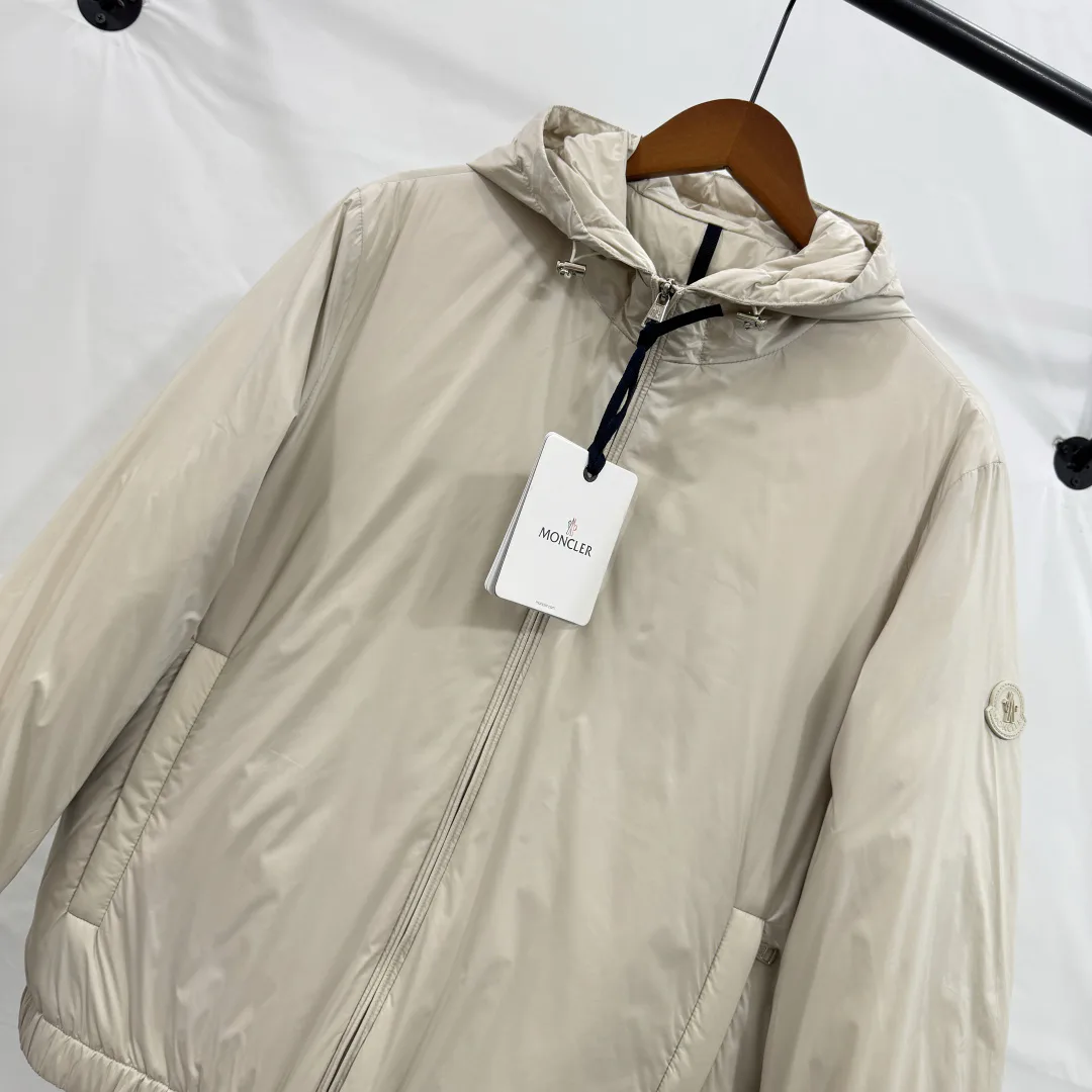 Men's Jackets And Down Jackets MONCLER 17827403