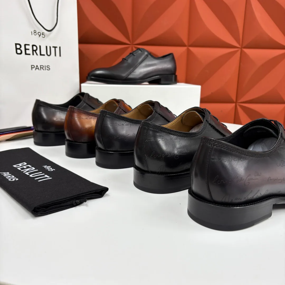 Men's Loafers And Dress Shoes BERLUTI 18117432