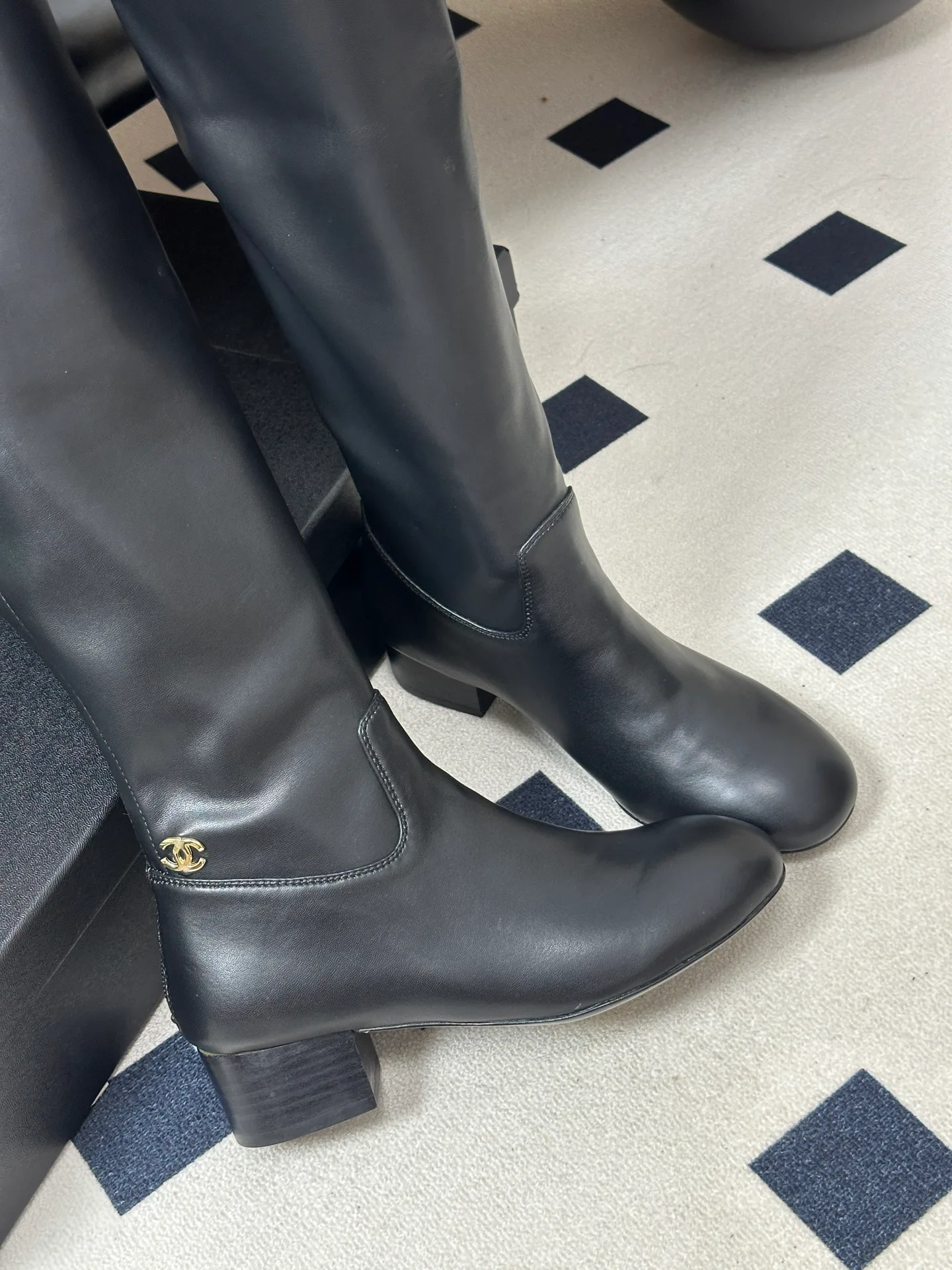 Women's Boots CHANEL 18049176