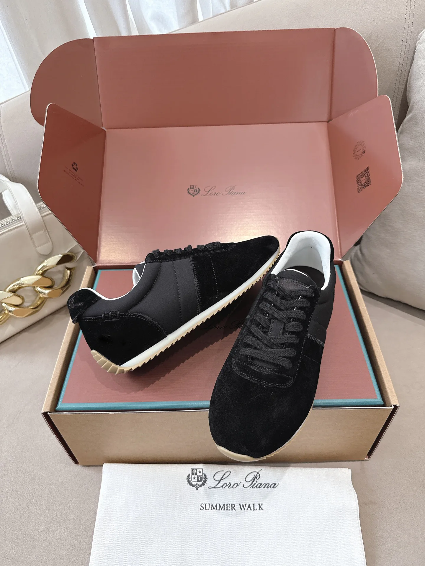 Women's Sneakers LORO PIANA 17803509