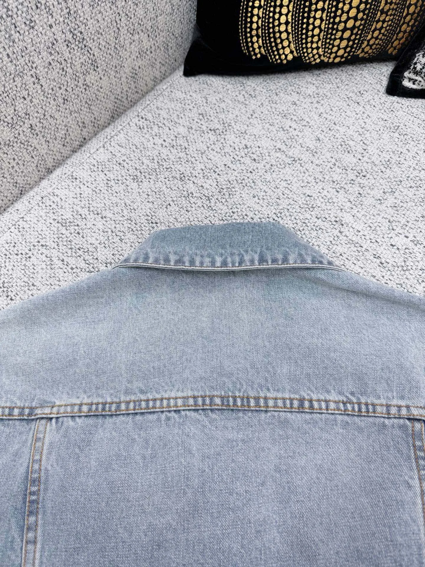 Men's Jackets And Down Jackets LOUIS VUITTON 18243976