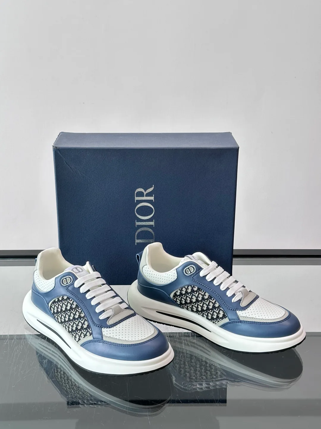 Men's Sneakers CHRISTIAN DIOR 18118594