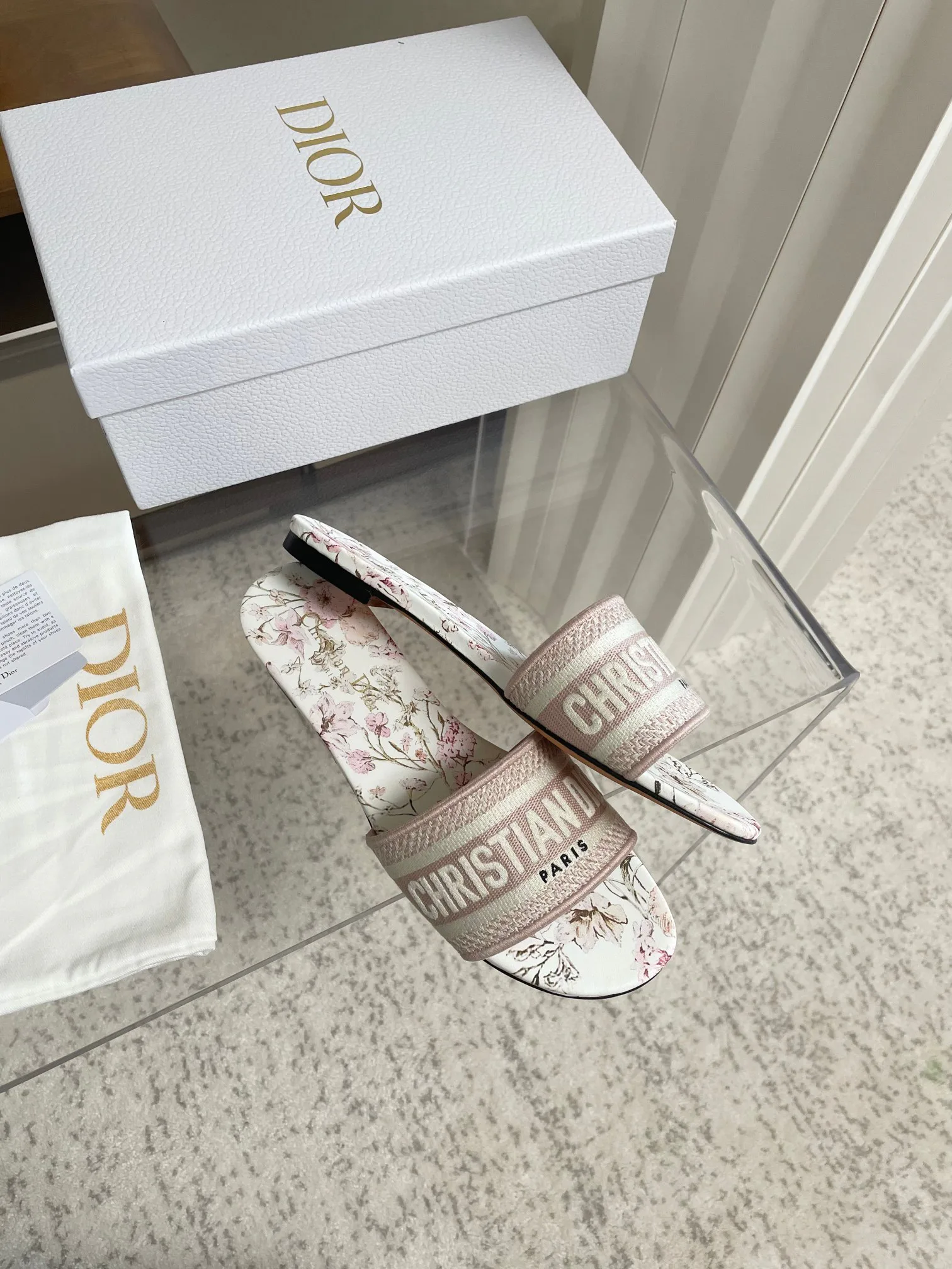 Шлепанцы Женские Christian Dior 18634055