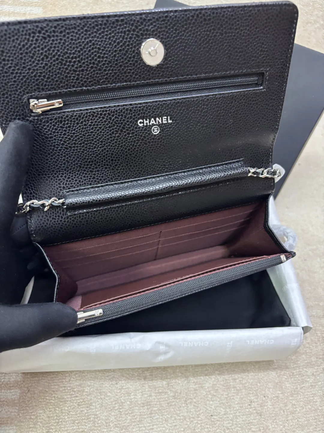 Women's Clutches CHANEL 18302351