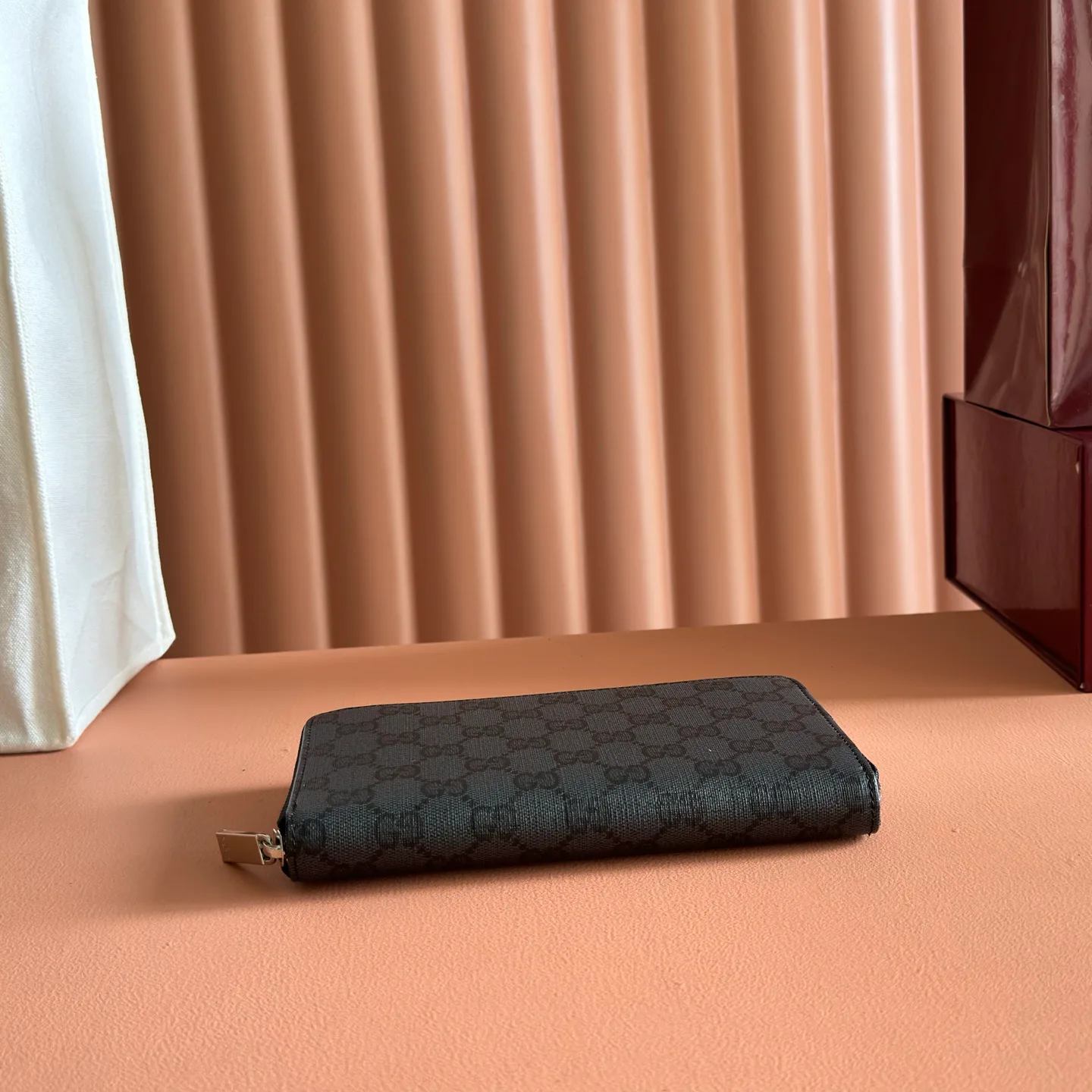 Women's Clutches GUCCI 17947880