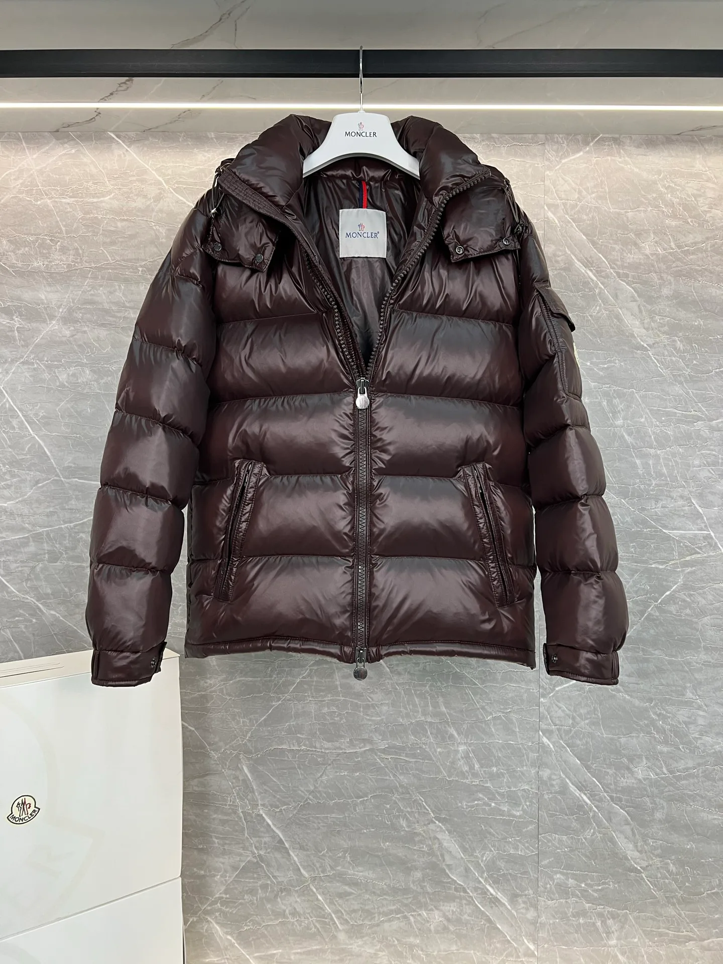 Men's Jackets And Down Jackets MONCLER 18111318