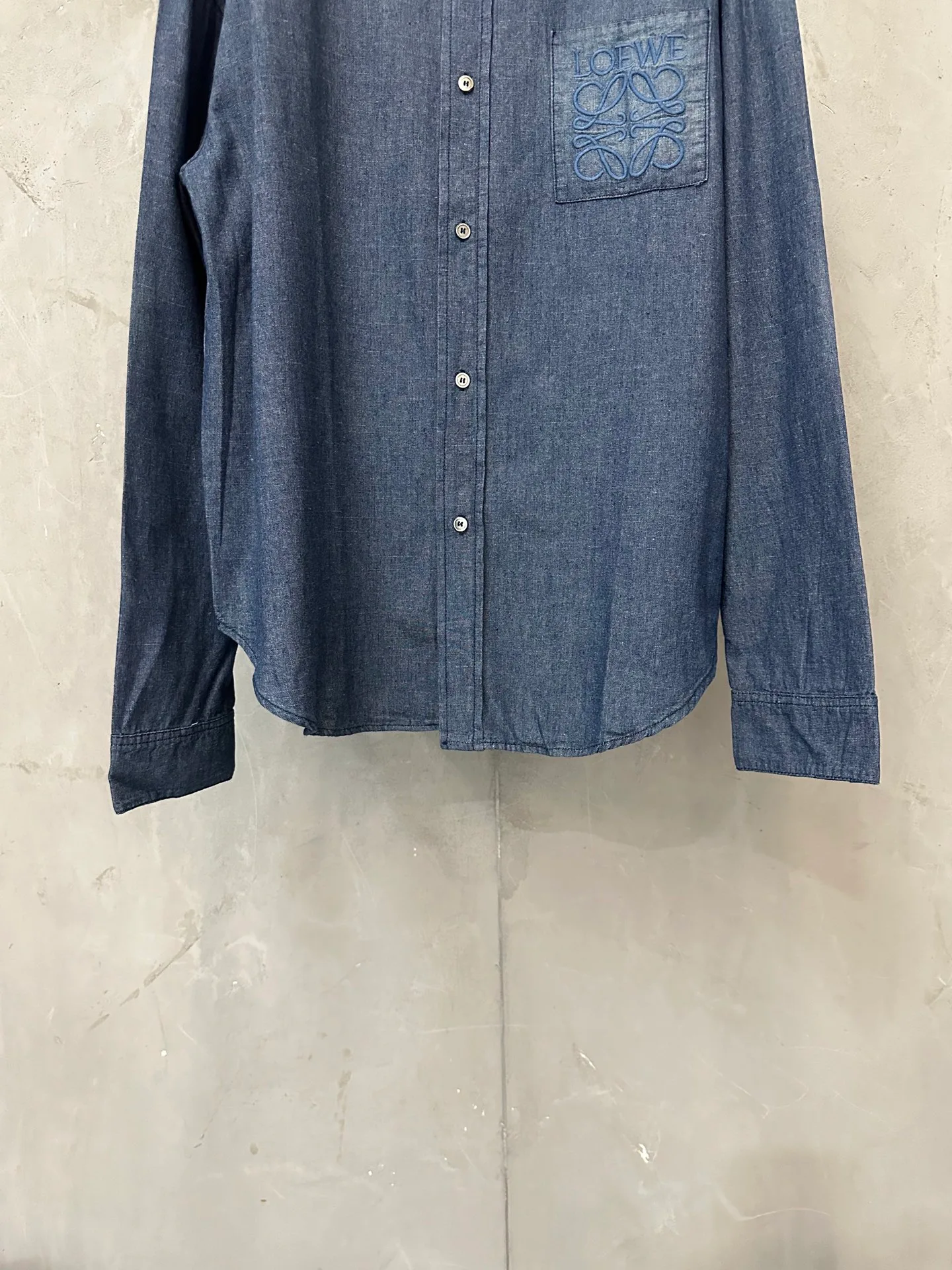 Men's Shirts LOEWE 18368722