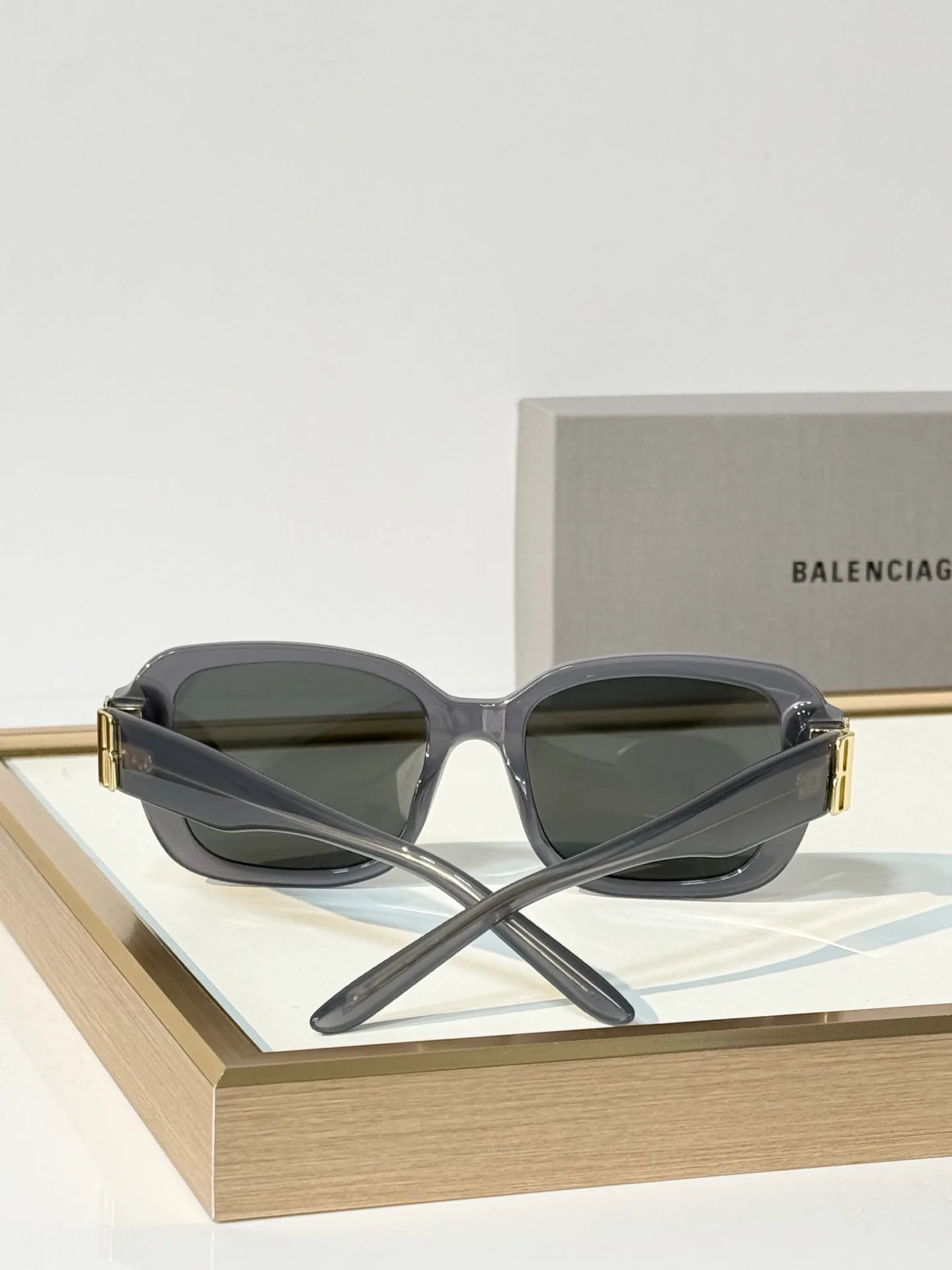 Очки Balenciaga 18602808