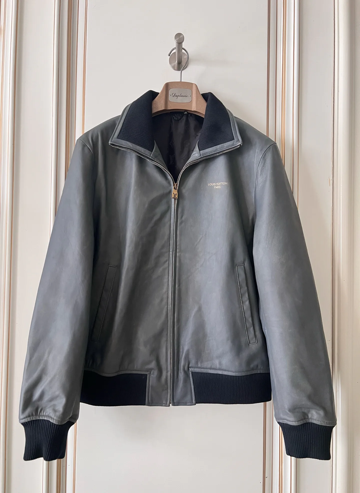 Women's Leather Jackets And Sheepskin Coats LOUIS VUITTON 18409012