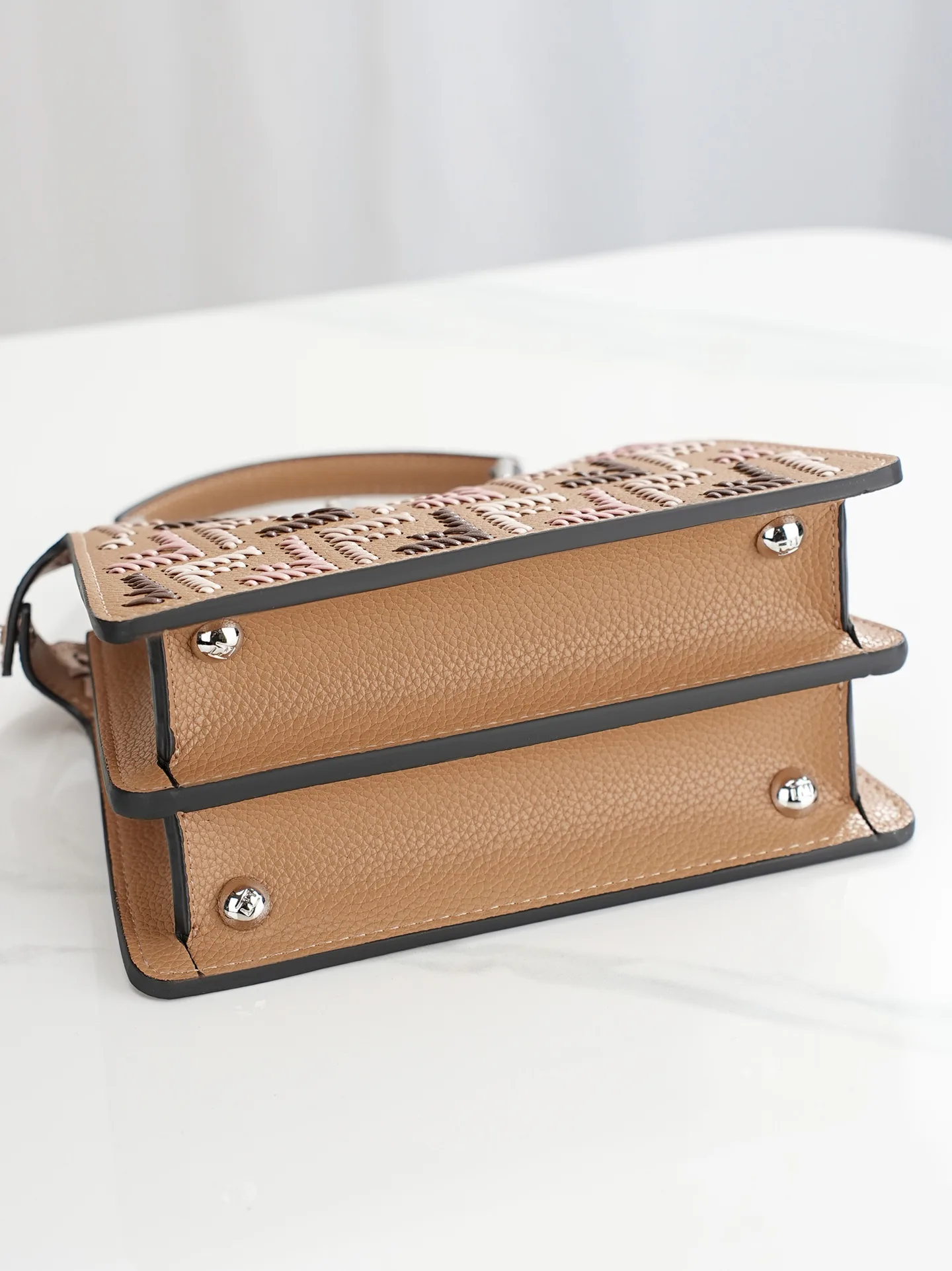 Women's Classic Handbags FENDI 18005124