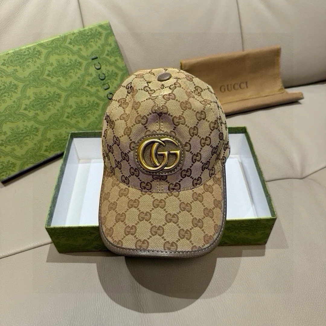 Hats GUCCI 18347104