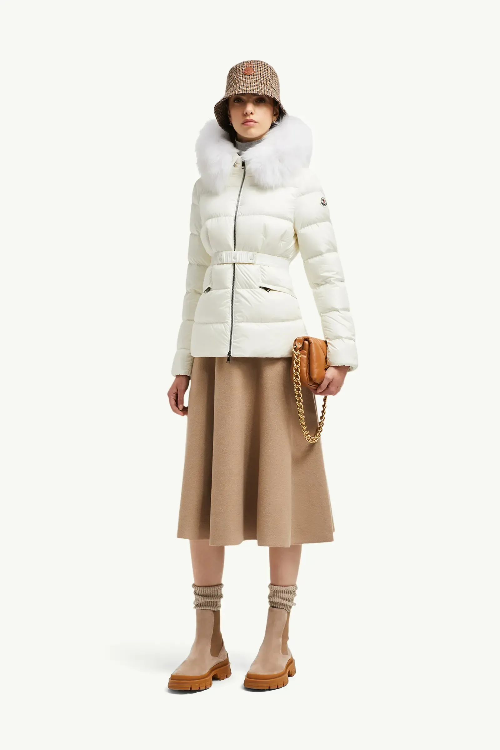 Women's Jackets And Down Jackets MONCLER 18486558