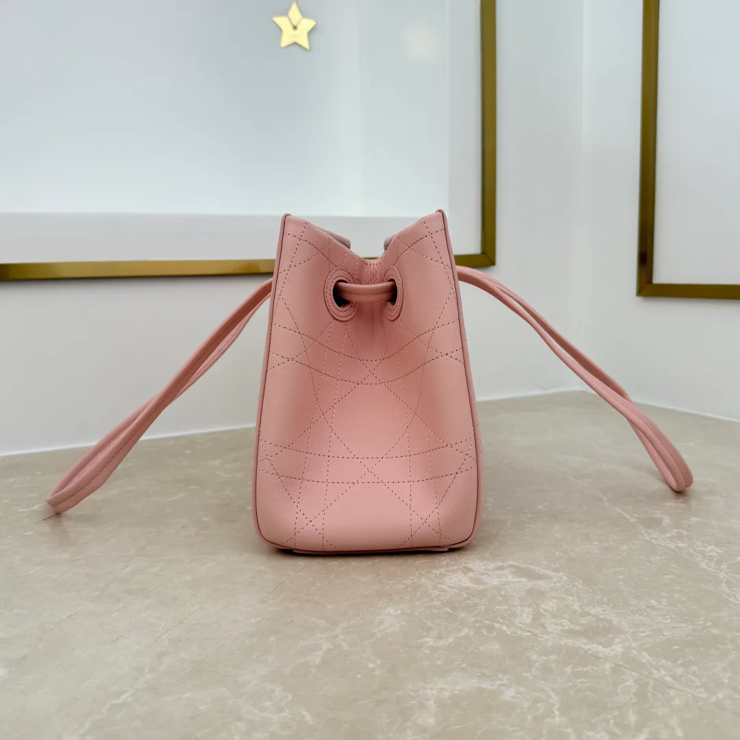 Women's Classic Handbags CHRISTIAN DIOR 18187882
