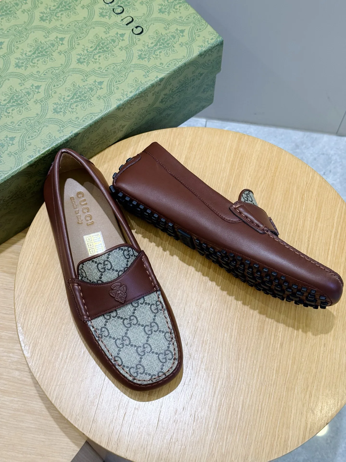 Men's Loafers And Dress Shoes GUCCI 18101430