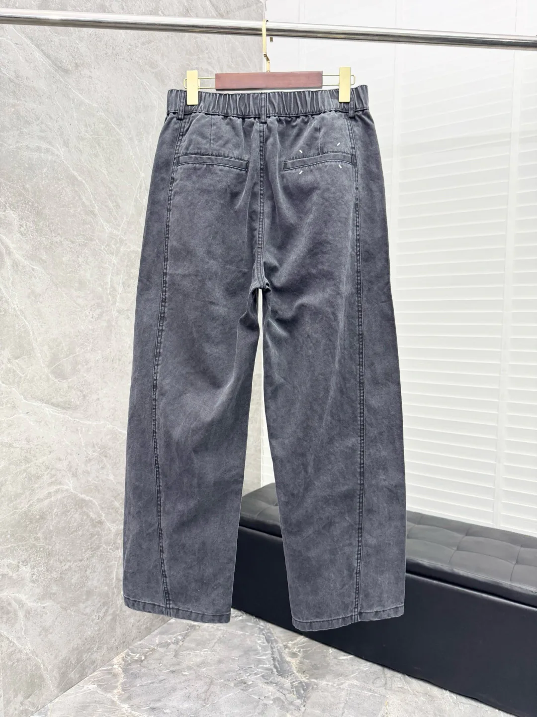 Men's Trousers MAISON MARGIELA 17942111