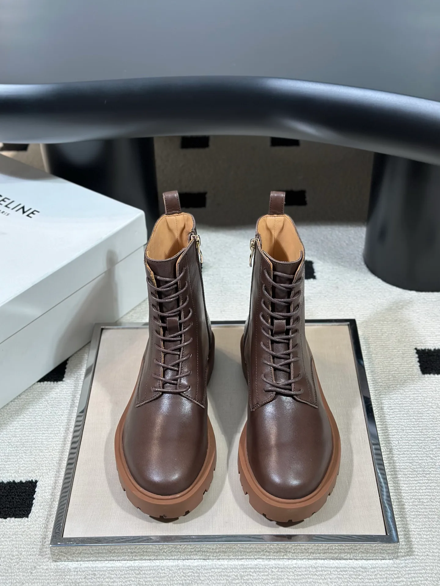 Ботинки Женские Celine 18638480