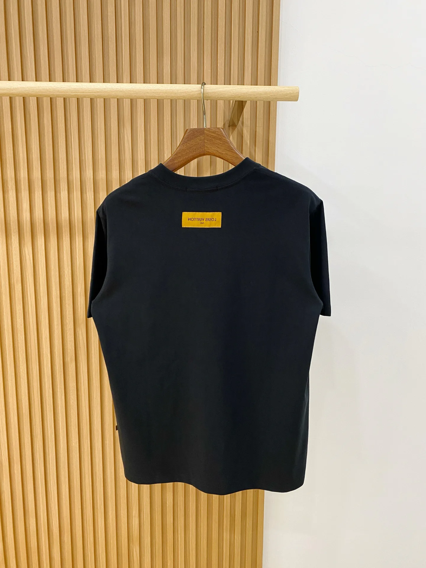 Men's T-Shirts LOUIS VUITTON 18246903