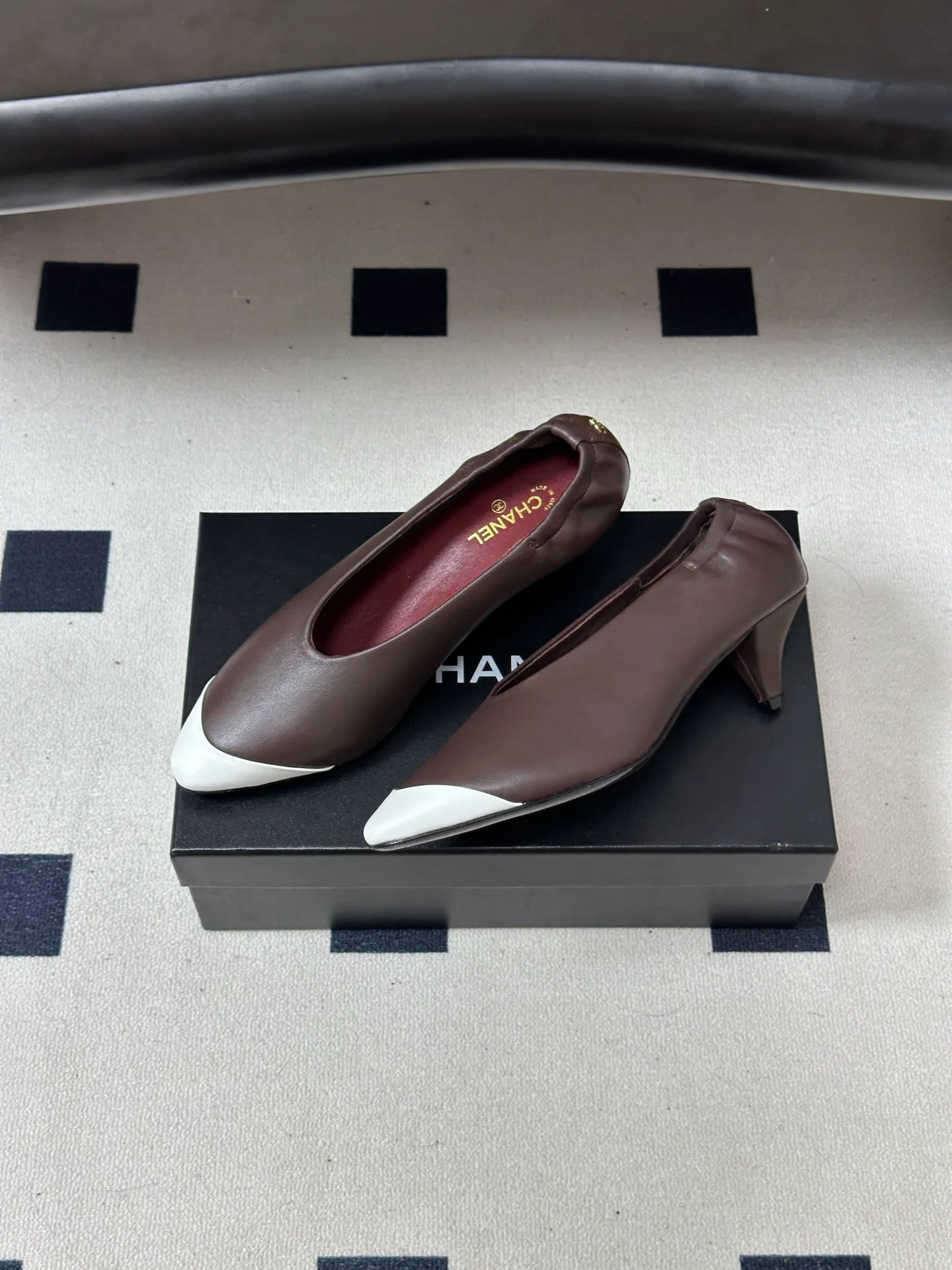 Women's Heels CHANEL 18049189