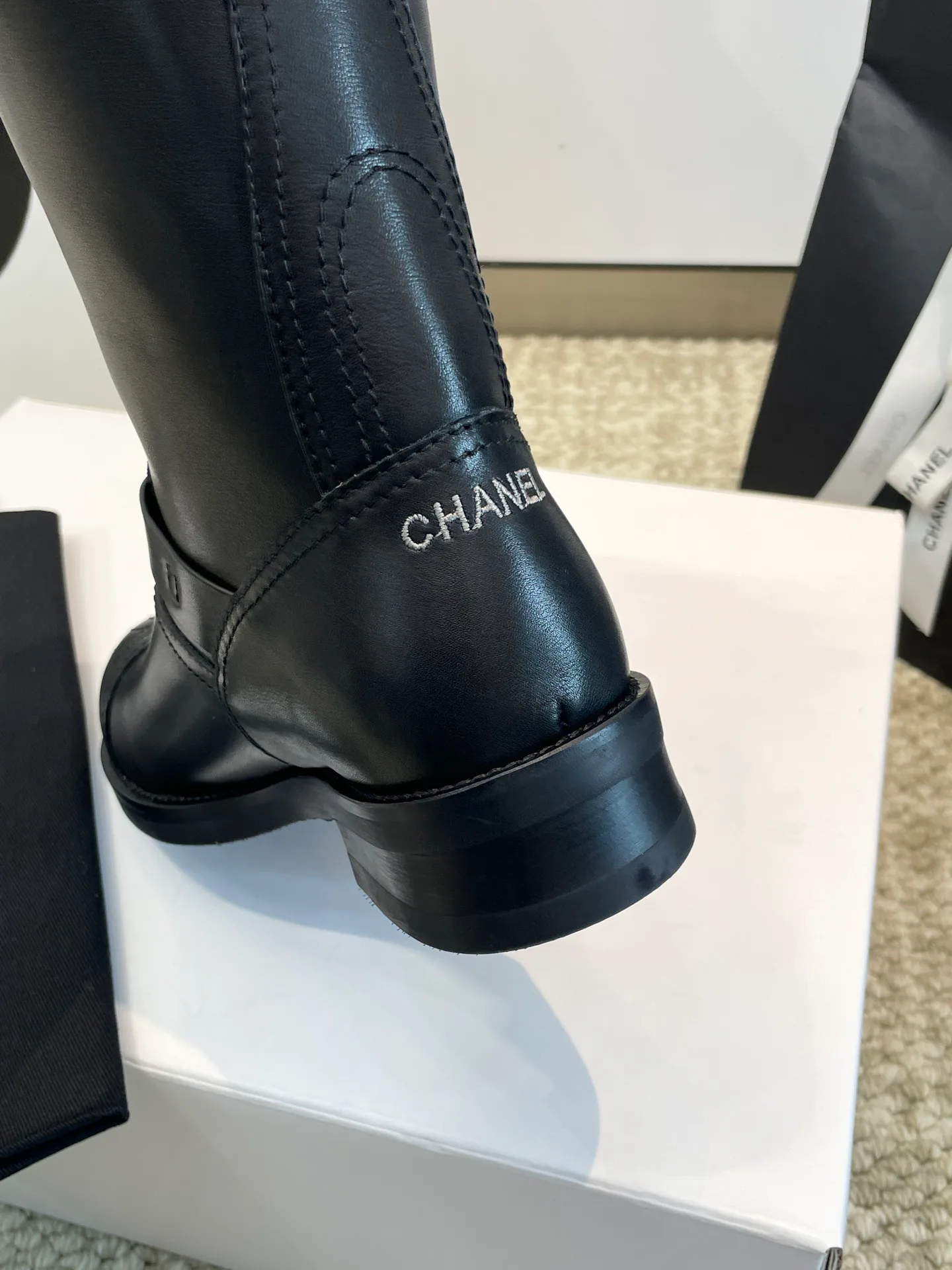 Сапоги Женские Chanel 18676730