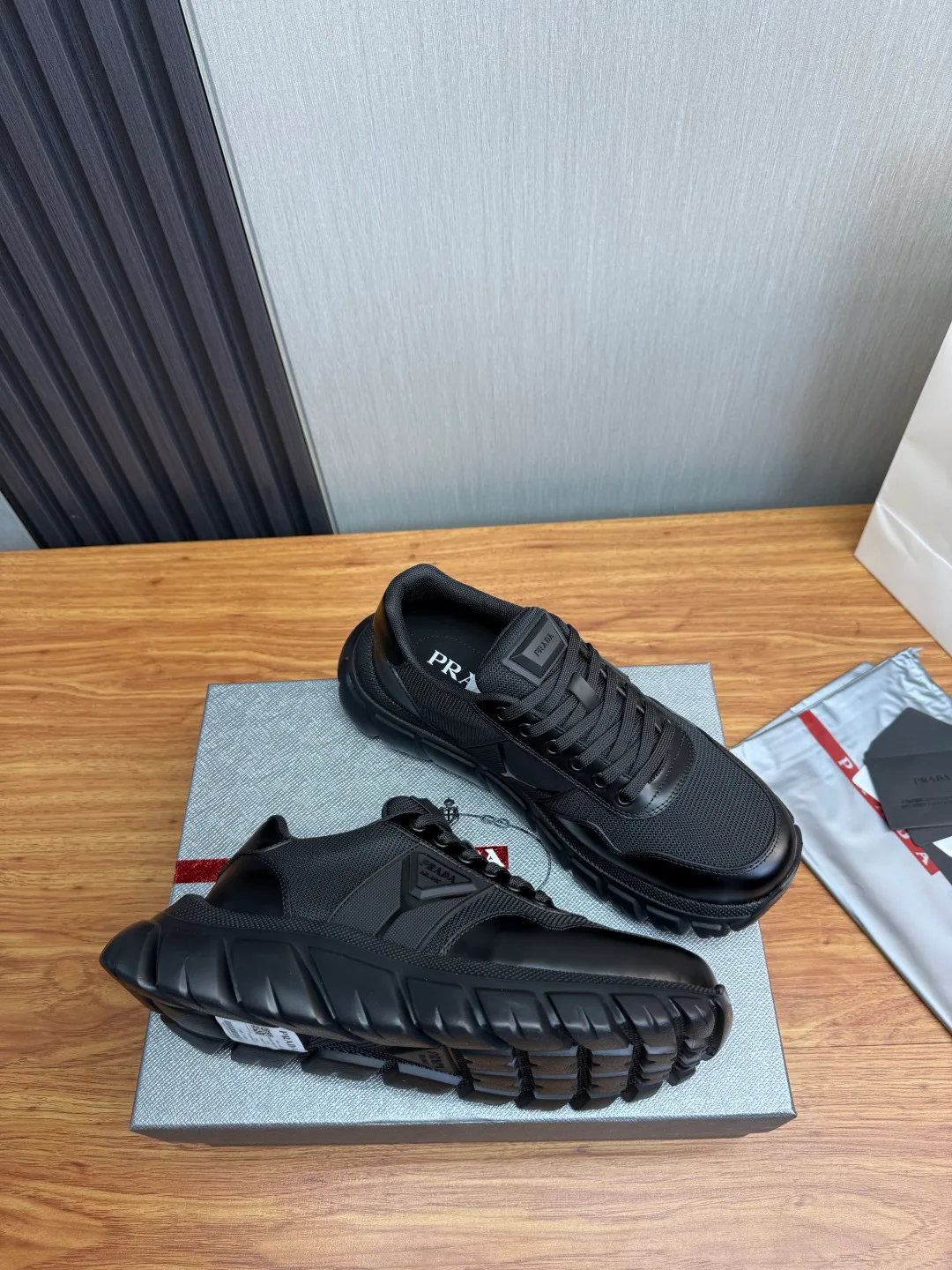 Men's Sneakers PRADA 17814113