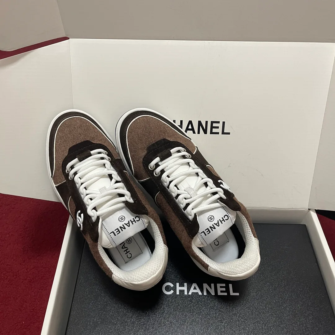 Women's Sneakers CHANEL 18195104