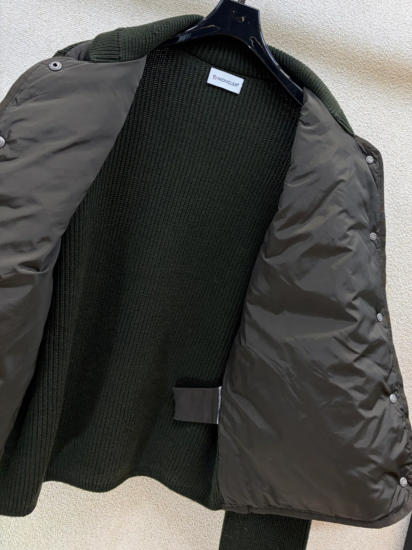 Women's Jackets And Down Jackets MONCLER 18407830