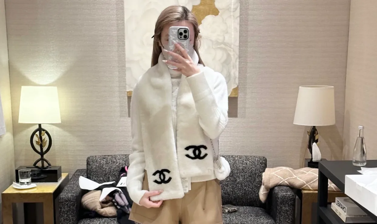 Scarves CHANEL 18347703